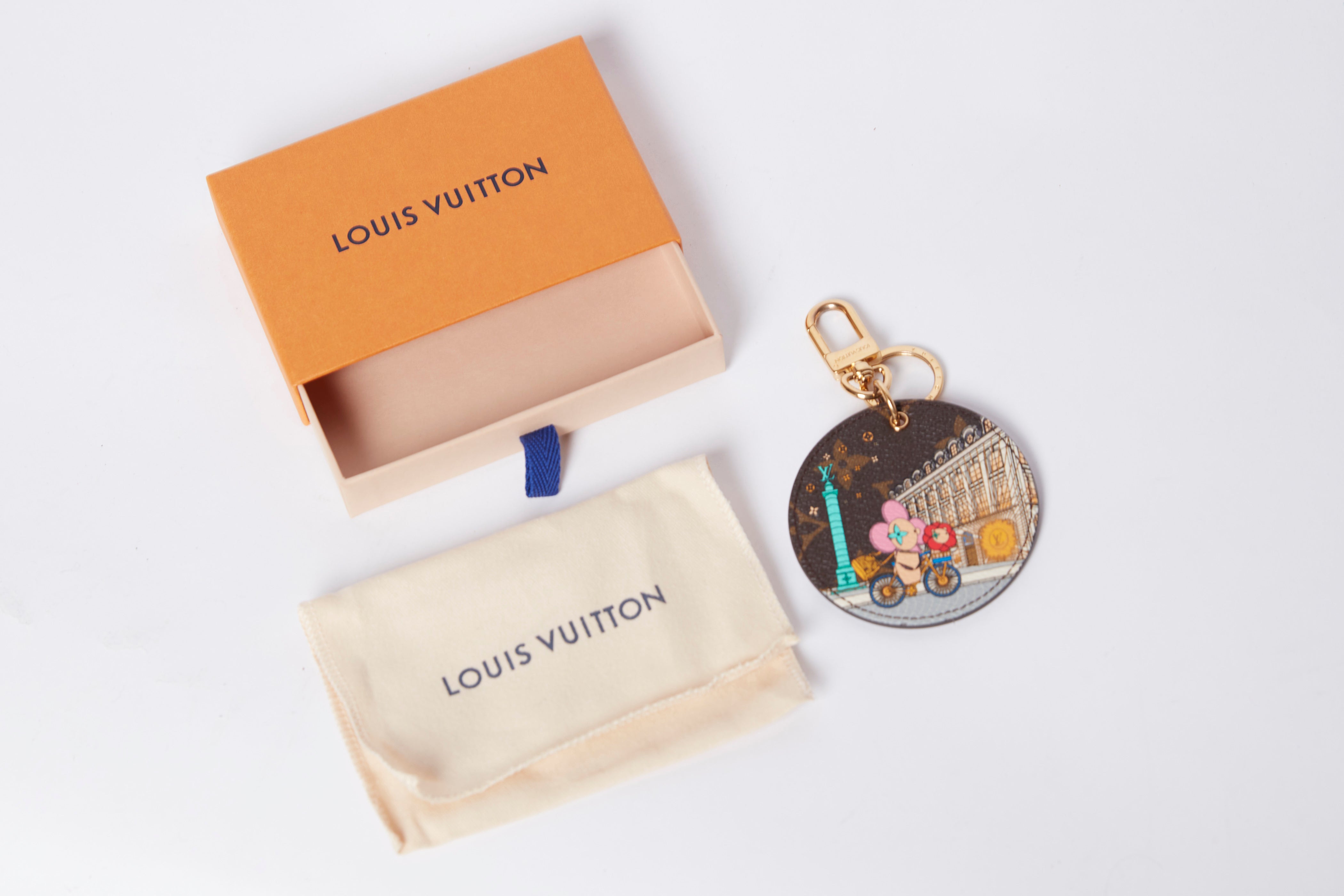Louis Vuitton 2021 ILLUSTRE Hollywood Drive Xmas Bag Charm and Key Holder