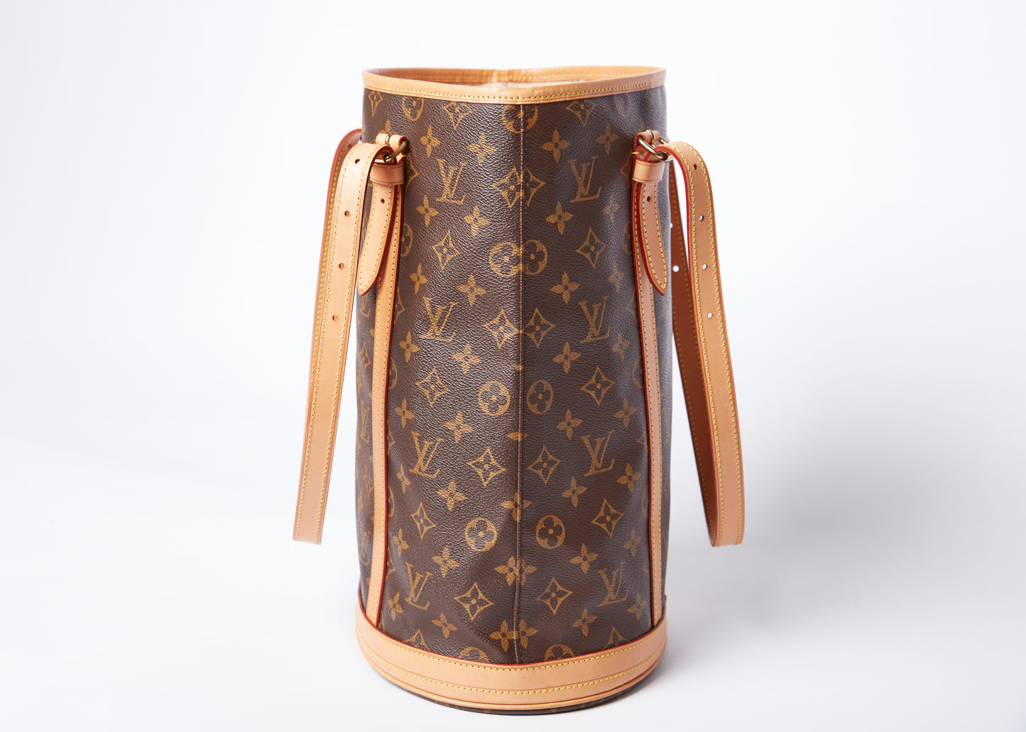 Louis Vuitton Bucket Bag GM – honeylambhaus