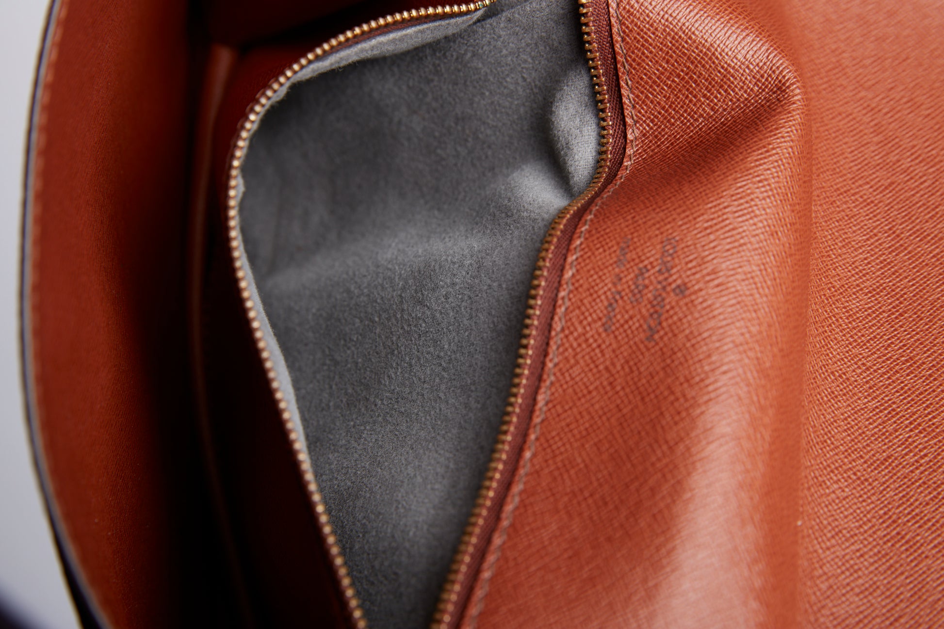 Louis Vuitton Monogram Monceau 28 - Brown Shoulder Bags, Handbags -  LOU763808