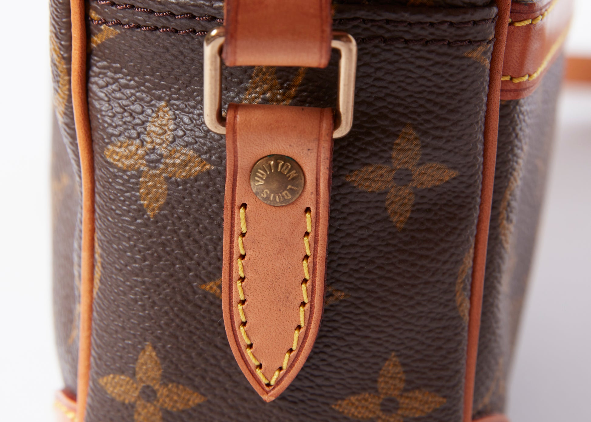Louis Vuitton, Bags, Louis Vuitton Monogram Trocadero 25 Shoulder Bag  M5276 Lv Auth Bs476