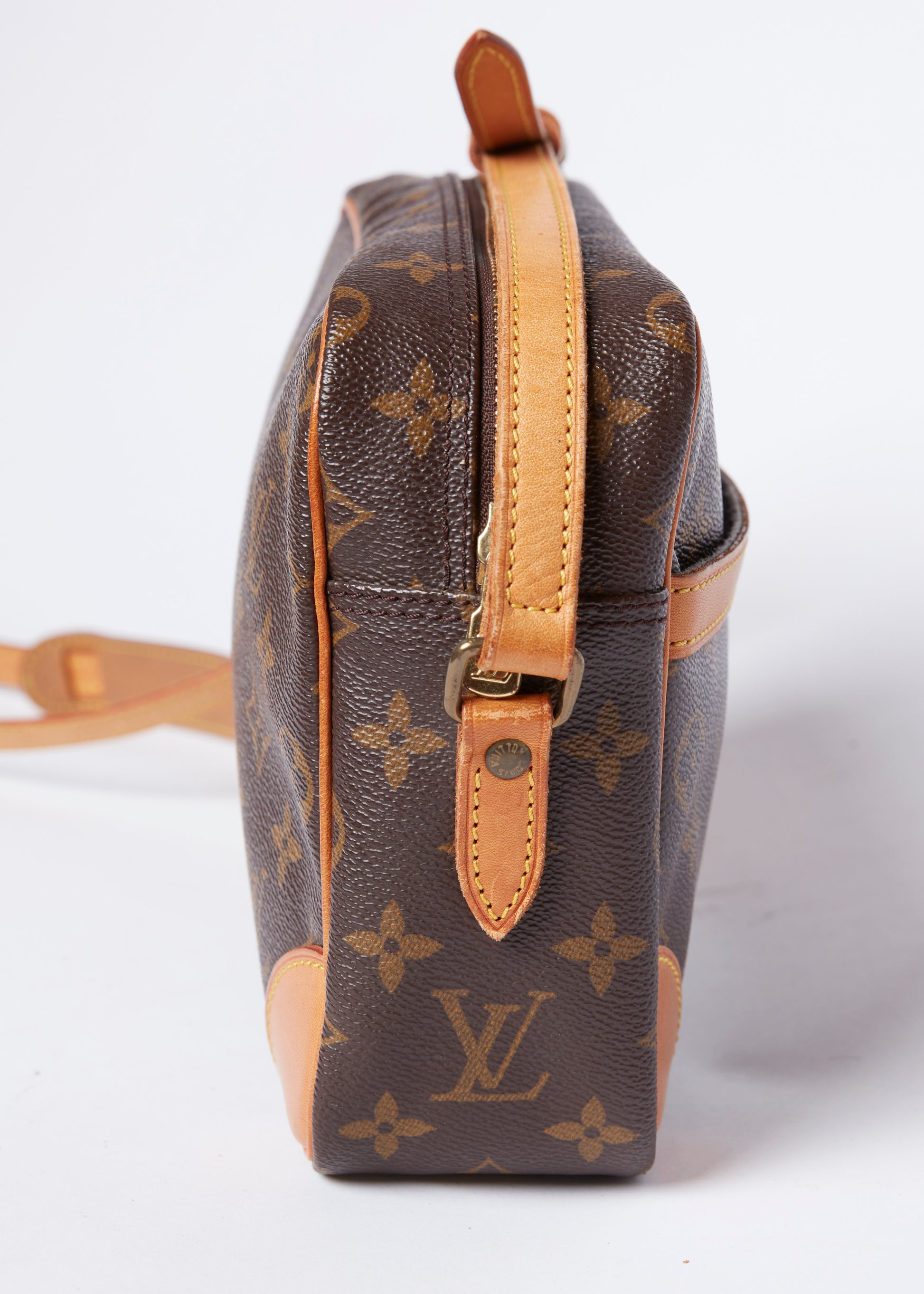 Louis Vuitton Trocadero 27 Monogram Crossbody – honeylambhaus